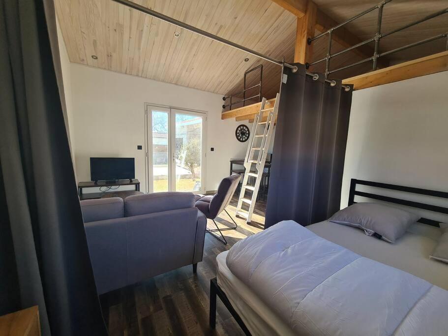 Studio De 35 M2 Parentis-en-Born Exterior photo